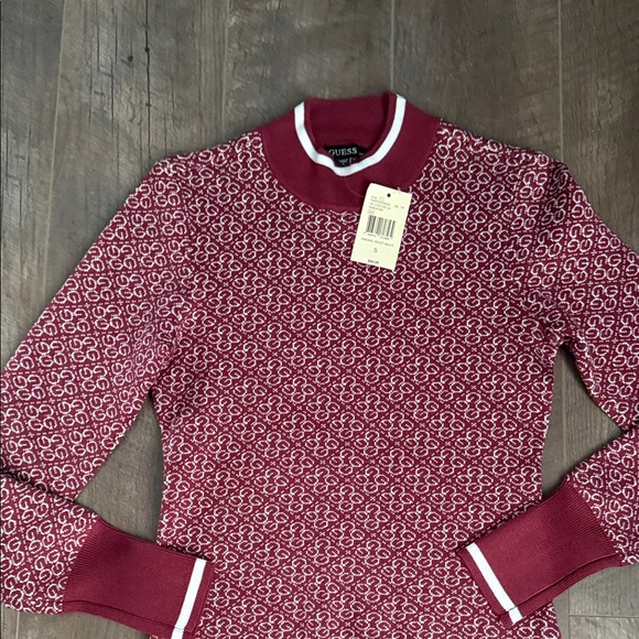 Guess Red Patterned Sweater - Picture 7 of 7
